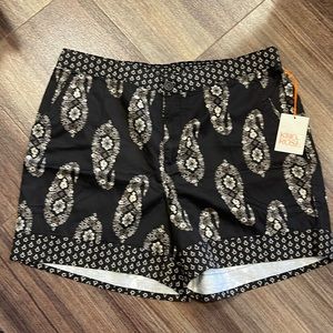 NWT Knox Rose Shorts